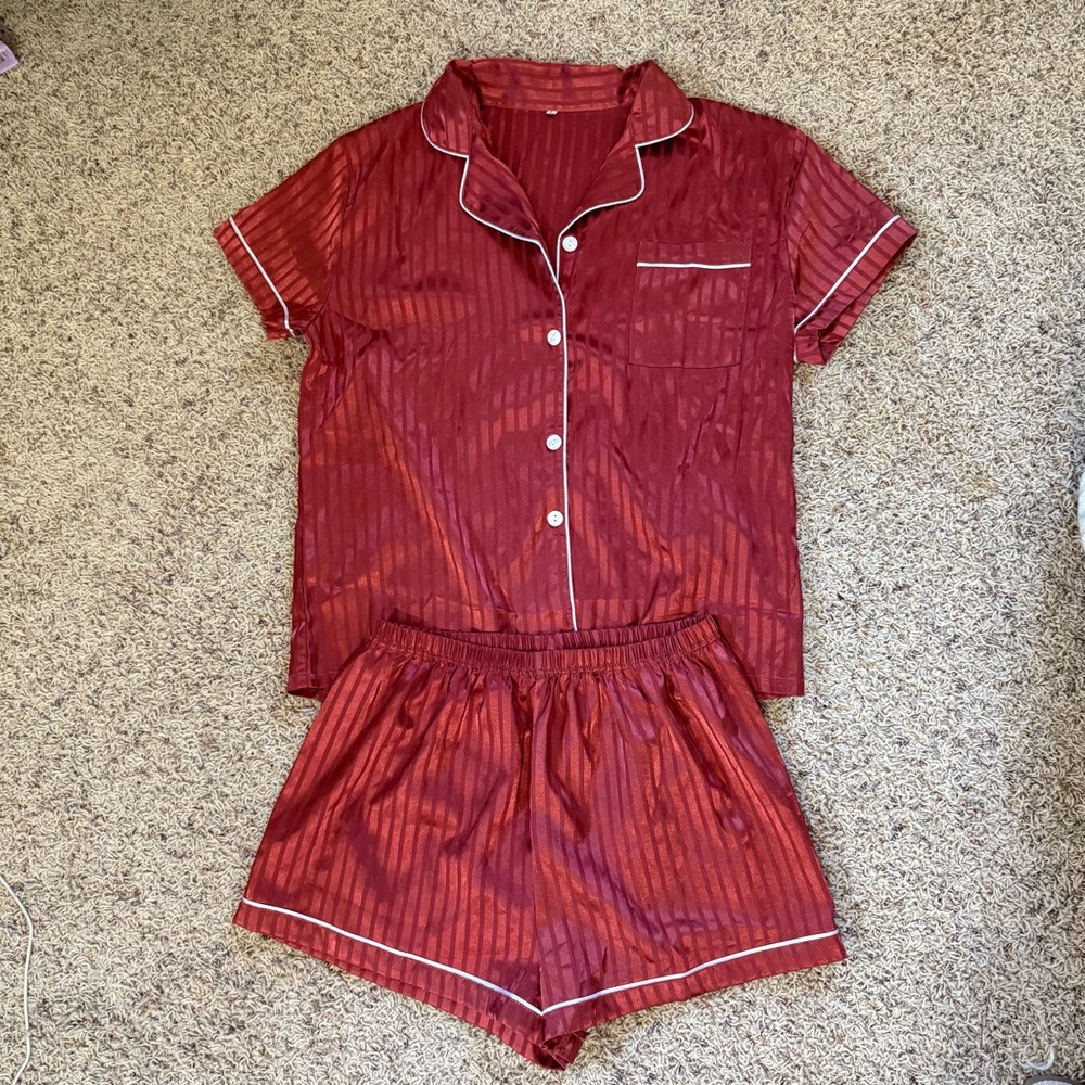 SHEIN Burgundy Pajama Set Large